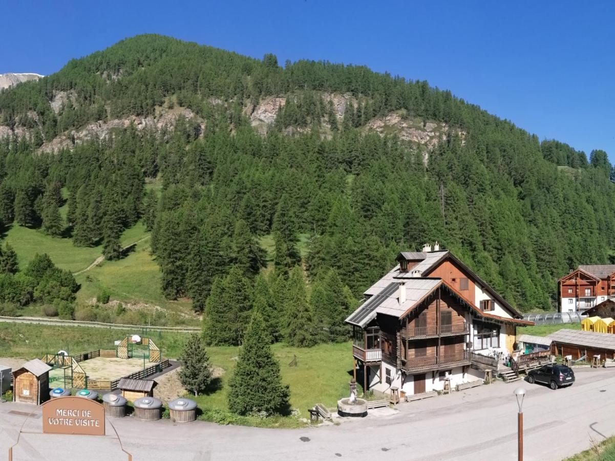 Appartement Copropriété SucBlanc Molines-en-Queyras Extérieur photo